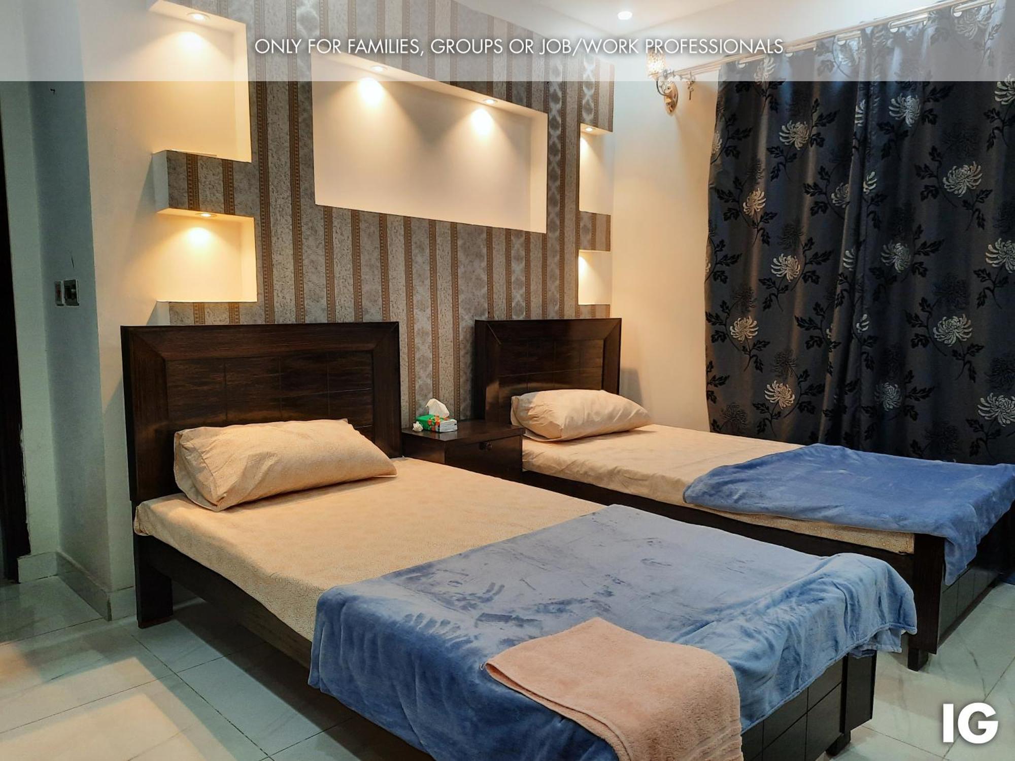 3 Bedroom Furnished Holiday Home Near Valencia Town, Lake City & Ring Road Лахор Экстерьер фото